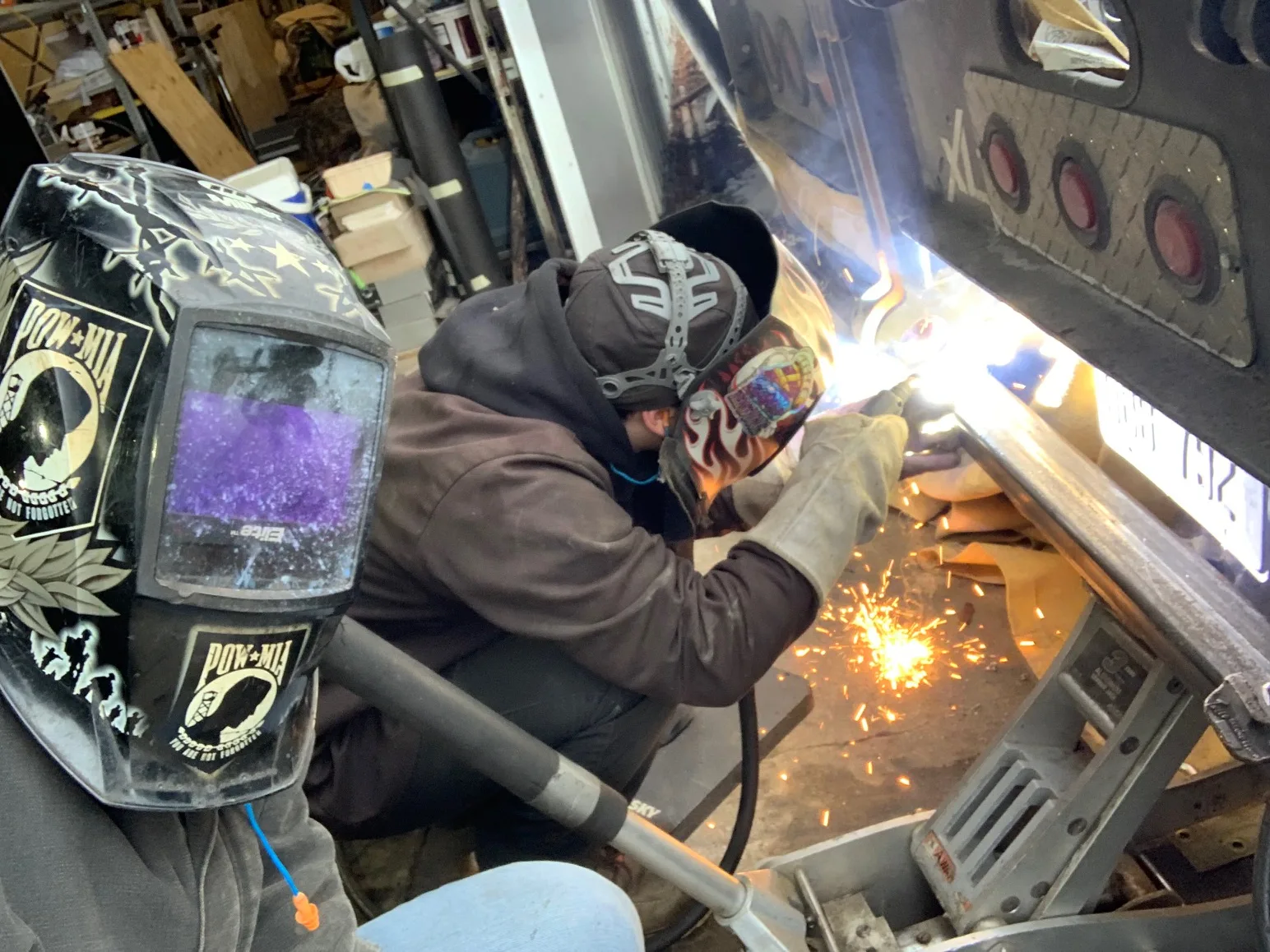 Striking an arc inside the equipment